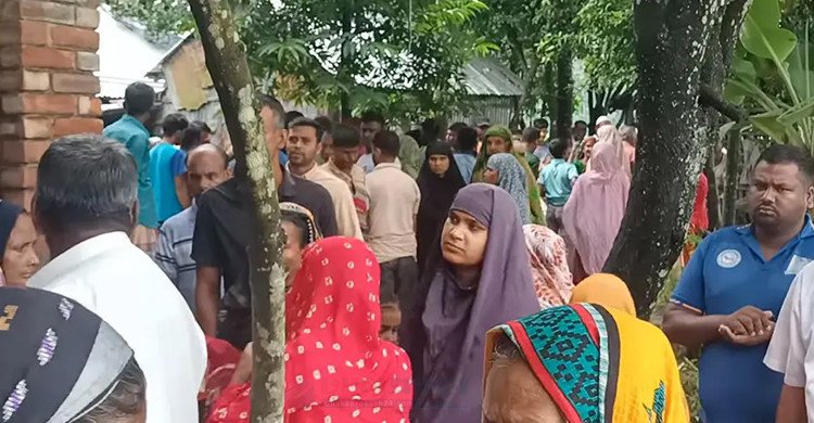 বগুড়ায় মা-ছেলের মরদেহ উদ্ধার, রহস্যময় হত্যাকাণ্ড